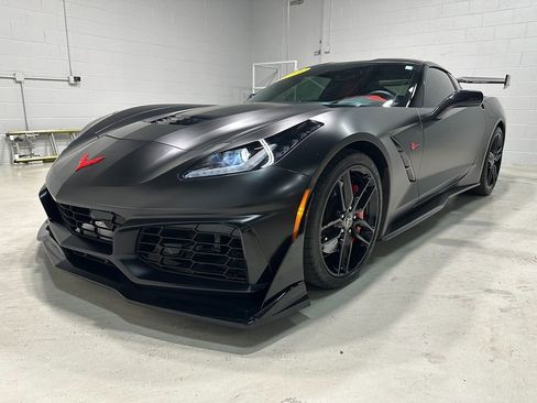Used 2014 Chevrolet Corvette Stingray Coupe w/ 3LT Preferred Equipment Group RWD image 20