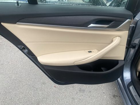 Used 2022 BMW 540i xDrive w/ Convenience Package image 14