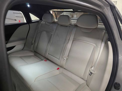 Used 2023 Lucid Air Touring image 20