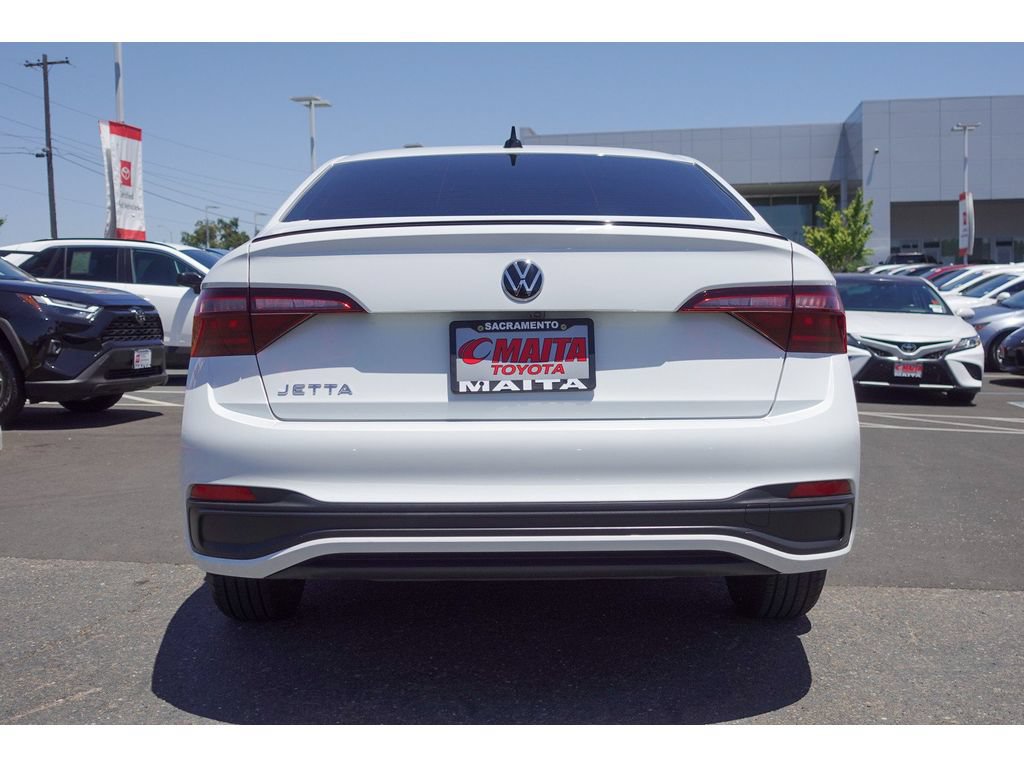 Used 2024 Volkswagen Jetta S FWD image 6