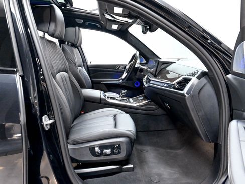 Used 2023 BMW ALPINA XB7 AWD/4WD image 28
