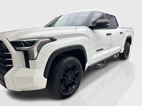 Used 2024 Toyota Tundra SR5 w/ SR5 Convenience Package image 11
