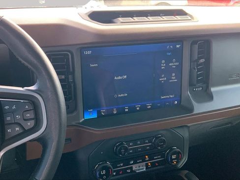 Used 2024 Ford Bronco Outer Banks AWD/4WD image 6
