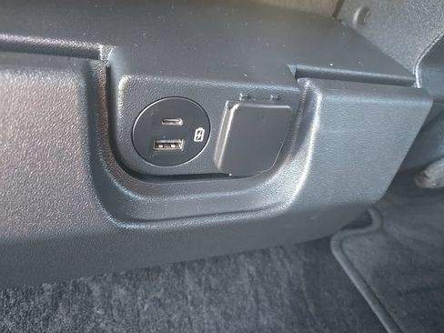 Used 2023 Ford F150 XLT AWD/4WD image 23