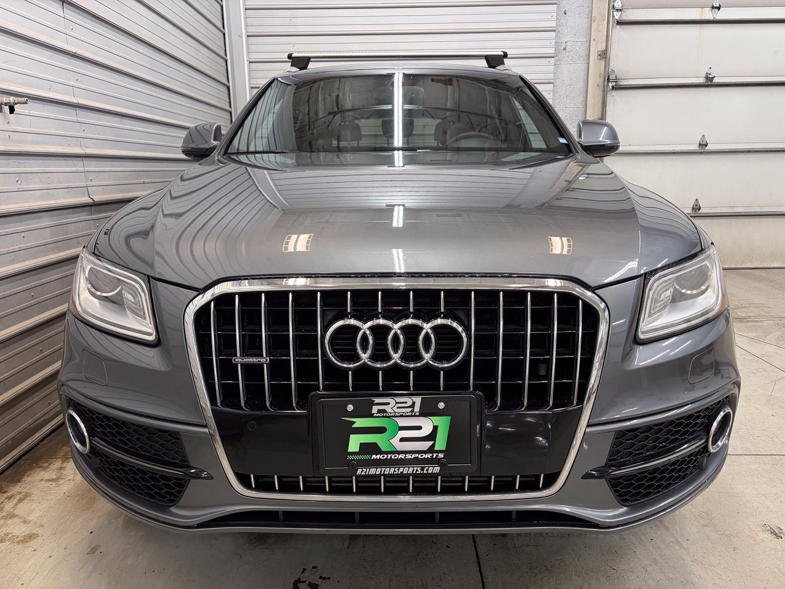 Used 2017 Audi Q5 2.0T Premium Plus w/ Technology Package AWD/4WD image 2