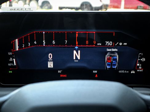 Used 2024 Ford Mustang Dark Horse RWD image 21