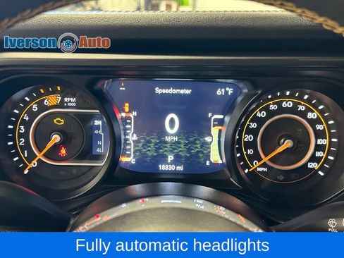 Used 2024 Jeep Wrangler Sahara w/ Technology Group image 20