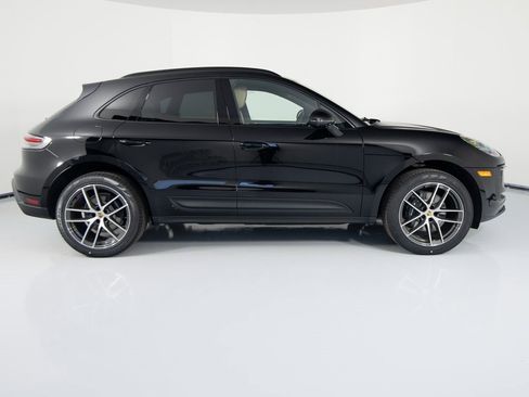 New 2026 Porsche Macan image 11