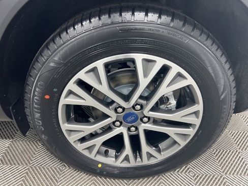 Used 2022 Ford Escape SEL image 10