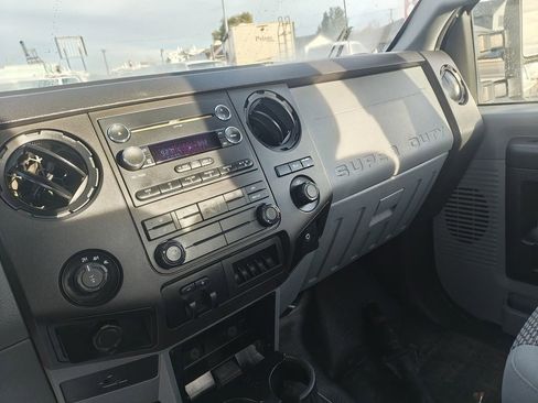 Used 2015 Ford F250 XL w/ Power Equipment Group image 11