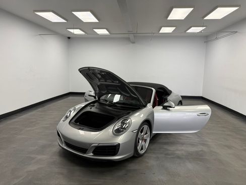 Used 2017 Porsche 911 UNAVAIL image 38