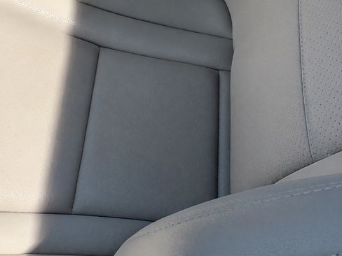 Used 2019 Mercedes-Benz C 300 Sedan image 16