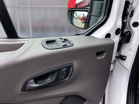 Used 2025 Ford Transit 250 Low Roof w/ Exterior Upgrade Package RWD image 12