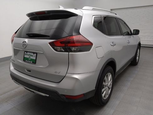Used 2019 Nissan Rogue SV image 9
