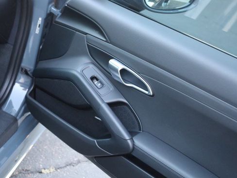 Used 2017 Porsche 718 Cayman S image 42