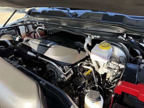 Used 2024 RAM 2500 Big Horn w/ Bed Utility Group image 34