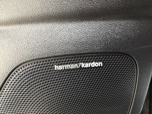 Certified 2022 Kia Sportage EX w/ EX Technology Package image 28