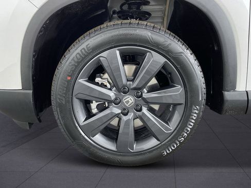 New 2026 Honda Pilot Sport image 9