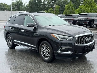 Used 2019 INFINITI QX60 Luxe w/ Essential Package
