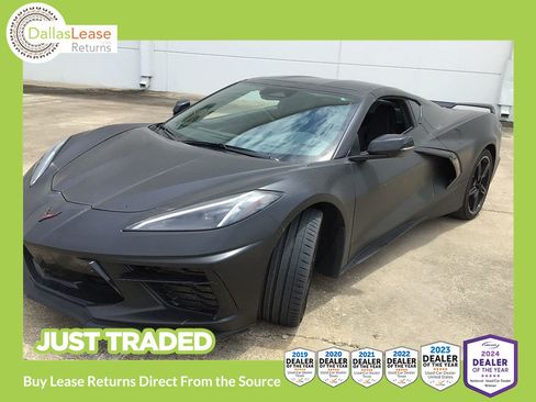 Used 2024 Chevrolet Corvette Stingray Preferred Cpe w/ Z51 Performance Package RWD image 1