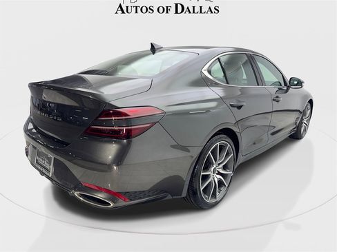 Used 2025 Genesis G70 2.5T image 6
