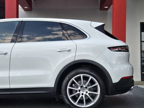 Used 2019 Porsche Cayenne image 6