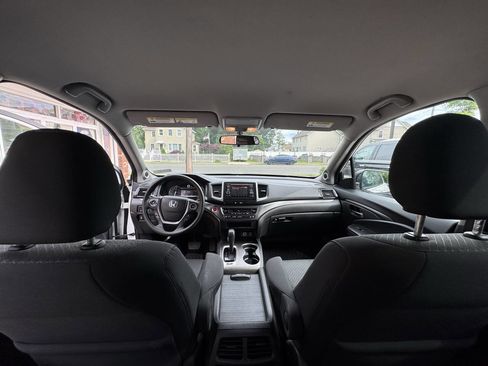 Used 2019 Honda Ridgeline Sport image 38