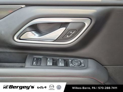 Used 2022 Chevrolet Tahoe RST w/ Luxury Package AWD/4WD image 14