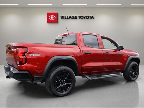 Used 2024 Chevrolet Colorado Trail Boss w/ Technology Package image 5