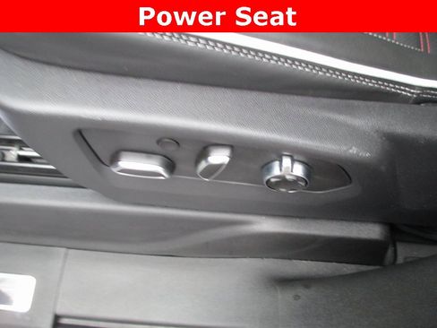 Used 2025 GMC Yukon AT4 Ultimate image 30