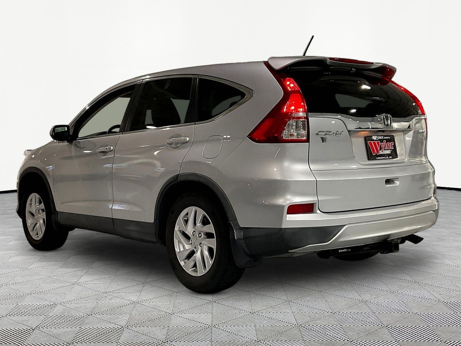 Used 2016 Honda CR-V EX image 4