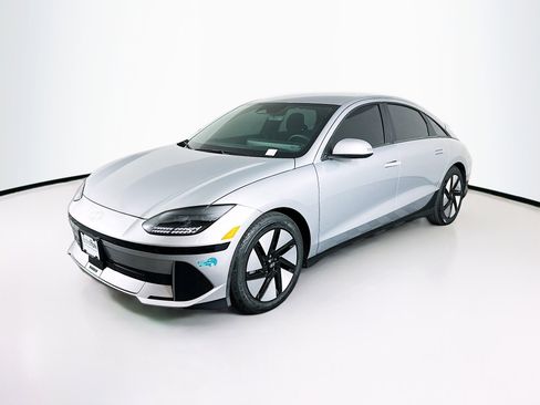 Used 2024 Hyundai Ioniq 6 SE image 3