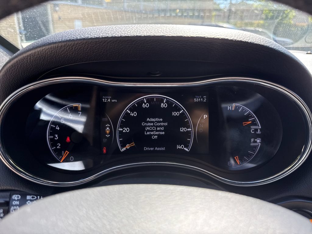 Used 2019 Jeep Grand Cherokee Limited w/ Luxury Group II AWD/4WD image 20