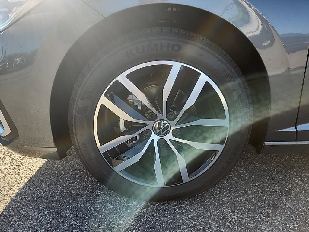 New 2027 Volkswagen Jetta SE FWD image 21