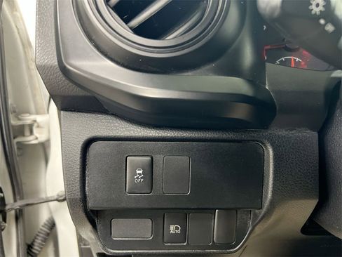 Used 2021 Toyota Tacoma SR image 17
