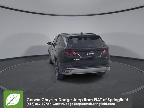 Used 2025 Hyundai Tucson SEL AWD/4WD image 12