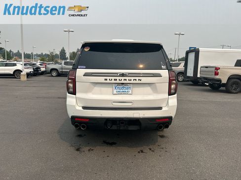 Used 2022 Chevrolet Suburban Z71 w/ Off-Road Capability Package AWD/4WD image 6