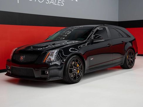 Used 2013 Cadillac CTS V w/ Wood Trim Package RWD image 23