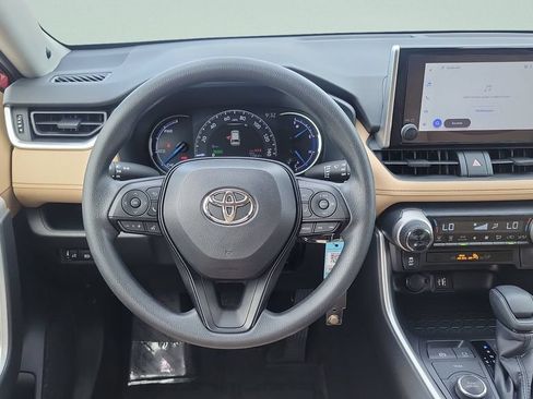 Certified 2025 Toyota RAV4 LE AWD/4WD image 12
