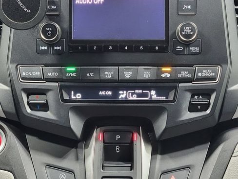 Used 2020 Honda Odyssey LX image 20