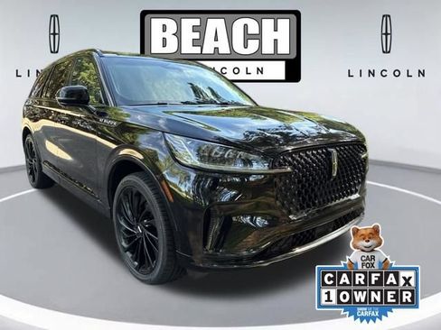 Certified 2025 Lincoln Aviator Reserve w/ Luxury Package AWD/4WD image 1