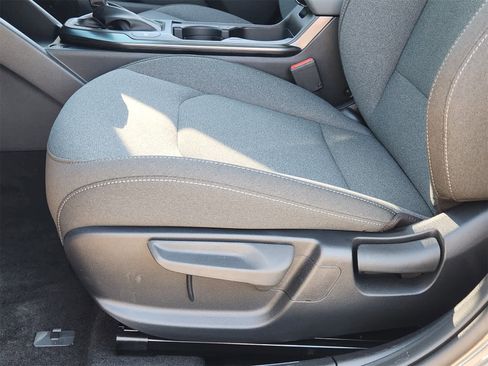 New 2025 Kia K4 LXS image 21