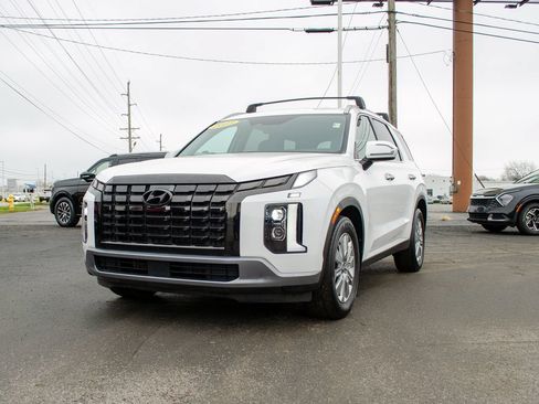 Used 2023 Hyundai Palisade SEL AWD/4WD image 11