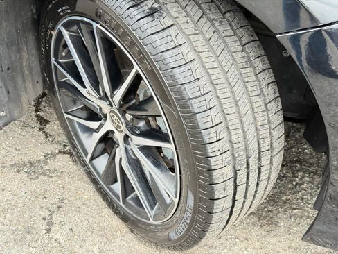 Used 2021 Toyota Camry SE image 74