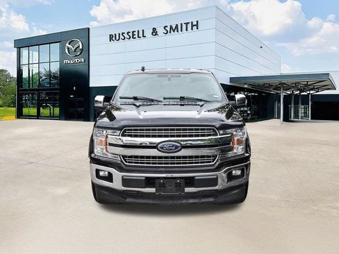 Used 2019 Ford F150 Lariat RWD image 2