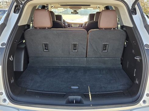 Used 2019 Buick Enclave Avenir w/ Avenir Technology Package image 10