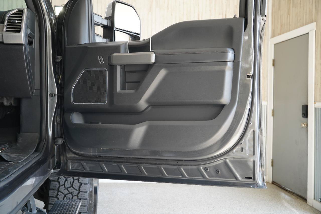 Used 2019 Ford F250 Platinum w/ Platinum Ultimate Package AWD/4WD image 32