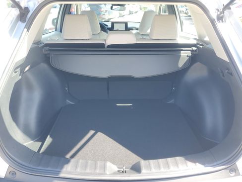 Certified 2024 Toyota Corolla Cross L FWD image 9