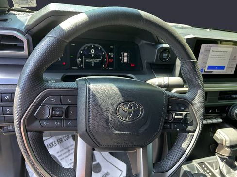 Used 2024 Toyota Tacoma SR5 w/ SR5 Upgrade Package AWD/4WD image 12