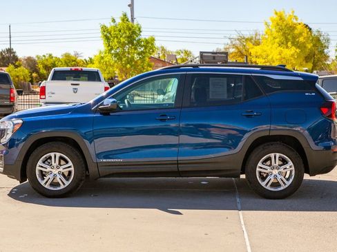 Used 2022 GMC Terrain SLE w/ Driver Convenience Package AWD/4WD image 8